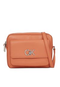 Calvin Klein Torebka Re-Lock Camera Bag W/Flap K60K611083 Brązowy. Kolor: brązowy