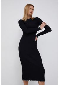 Desigual Sukienka 21WWVF14 kolor czarny maxi dopasowana. Kolor: czarny. Materiał: materiał. Długość rękawa: długi rękaw. Typ sukienki: dopasowane. Długość: maxi #5