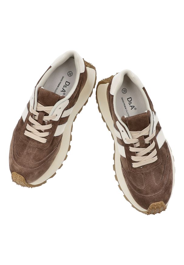 Sneakersy damskie S.Barski, cholewka skóra naturalna zamszowa kontrastowe panele wiązanie klasyczne fason niski zaokrąglony nosek masywna wizualnie p. Okazja: na co dzień. Zapięcie: sznurówki. Kolor: brązowy. Materiał: zamsz, skóra. Szerokość cholewki: normalna. Styl: klasyczny