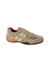 Buty do chodzenia męskie Geox U Snake Beigedk Orange. Okazja: na co dzień. Zapięcie: sznurówki. Kolor: pomarańczowy, wielokolorowy, beżowy. Materiał: mesh, materiał. Szerokość cholewki: normalna. Sport: turystyka piesza