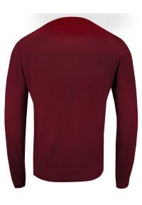 Sweter Ciemny Czerwony w Serek (V-neck), Klasyczny -Adriano Guinari- Męski. Okazja: na spotkanie biznesowe, do pracy, na co dzień. Typ kołnierza: dekolt w serek. Kolor: czerwony. Materiał: bawełna. Styl: klasyczny #2