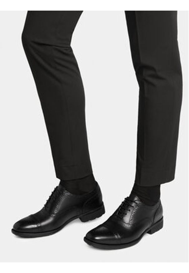 Geox Półbuty U Walk Pleasure F U46H8B 00043 C9999 Czarny. Kolor: czarny. Materiał: skóra