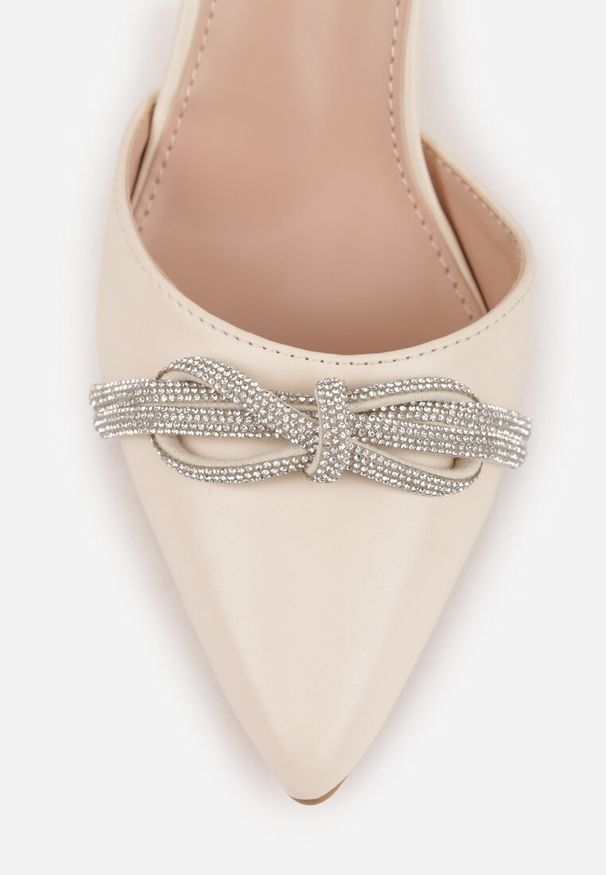 Renee - Beżowe Czółenka na Szpilce Vices z Cyrkoniową Kokardą Atennia. Okazja: na wesele, na ślub cywilny. Kolor: beżowy. Obcas: na szpilce. Styl: elegancki