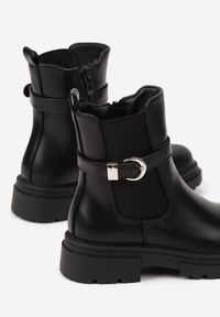 Born2be - Czarne Botki Typu Sztyblety Ozdobione Klamrą Rallavie. Zapięcie: klamry. Kolor: czarny. Materiał: jeans. Wzór: aplikacja. Sezon: zima. Styl: elegancki