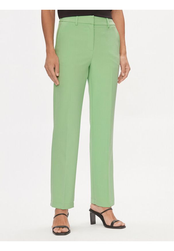 YAS Spodnie materiałowe Likka 26030744 Zielony Regular Fit. Kolor: zielony. Materiał: syntetyk