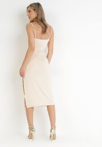 Born2be - Jasnobeżowa Sukienka Althilea. Okazja: na ślub cywilny, na wesele, na imprezę. Kolor: beżowy. Materiał: wiskoza, satyna, tkanina. Długość rękawa: na ramiączkach. Wzór: jednolity. Styl: glamour, wakacyjny. Długość: mini #5