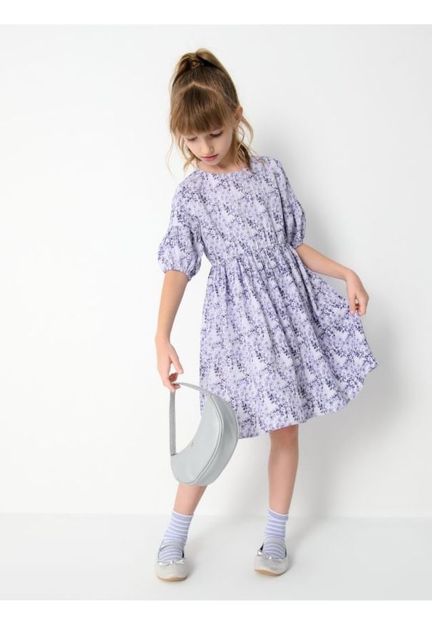 Sinsay - Sukienka - wielobarwny. Wzór: kwiaty. Typ sukienki: rozkloszowane