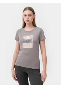 4f - T-shirt regular z bawełny organicznej damski. Kolor: szary. Materiał: bawełna. Wzór: nadruk #1