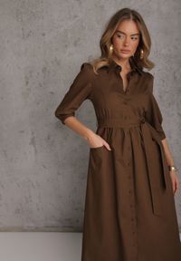 Renee - Brązowa Bawełniana Sukienka Koszulowa w Stylu Retro z Wiązanym Paskiem Meresa. Okazja: na randkę. Kolor: brązowy. Materiał: bawełna. Sezon: lato. Typ sukienki: koszulowe. Styl: retro #7