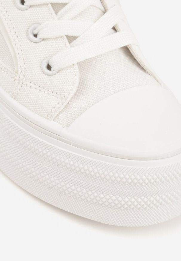 Renee - Białe Trampki o Klasycznym Fasonie na Platformie Opheme. Okazja: na co dzień, na spacer. Kolor: biały. Obcas: na platformie. Styl: klasyczny