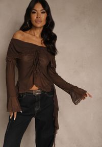 Renee - Brązowa Bluzka Off Shoulder z Falbankami z Siateczki z Bawełny i Wiskozy Fenisella. Typ kołnierza: kołnierz z falbankami. Kolor: brązowy. Materiał: wiskoza, bawełna. Styl: elegancki, glamour #4
