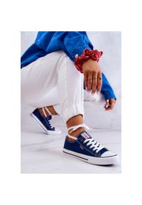 Damskie Klasyczne Trampki Cross Jeans JJ2R4012C Granatowe niebieskie. Kolor: niebieski. Materiał: materiał, guma. Styl: klasyczny #10