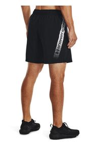 Under Armour Szorty sportowe UA Woven Graphic Shorts 1370388 Czarny Regular Fit. Kolor: czarny. Styl: sportowy #2