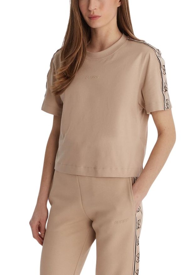 Guess - GUESS Ciemnobeżowy bawełniany t-shirt damski z lampasami Britney, Rozmiar XL. Okazja: na co dzień. Kolor: beżowy. Materiał: bawełna. Styl: elegancki, casual, sportowy