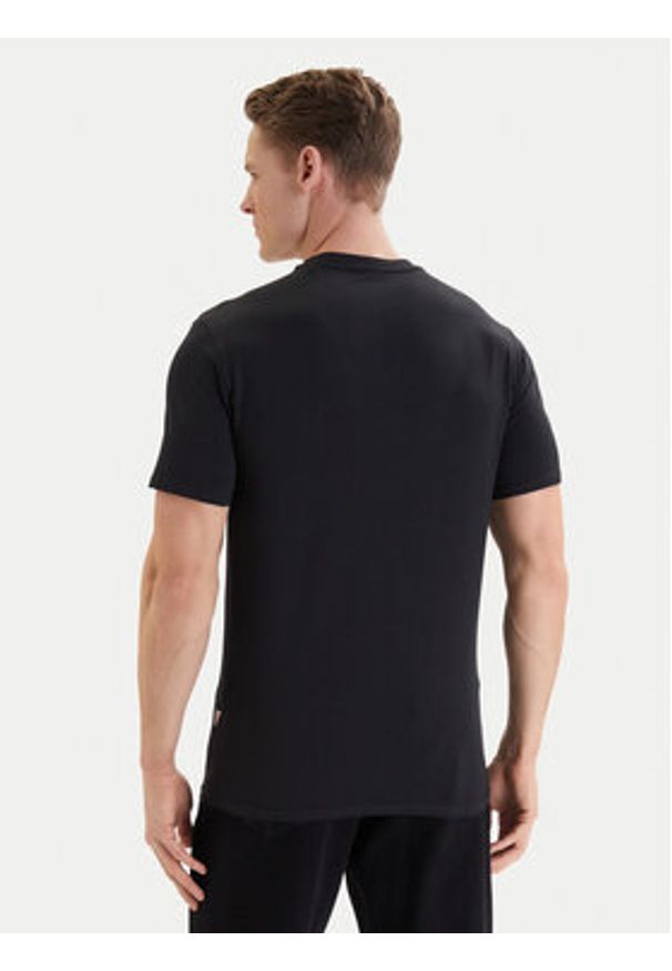 Guess T-Shirt F6GI01 J1314 Czarny Slim Fit. Kolor: czarny. Materiał: bawełna