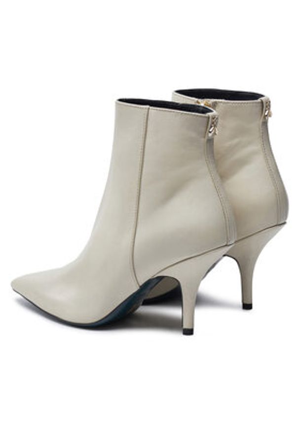 Patrizia Pepe Botki 8Y0094/L048-W338 Écru. Materiał: skóra