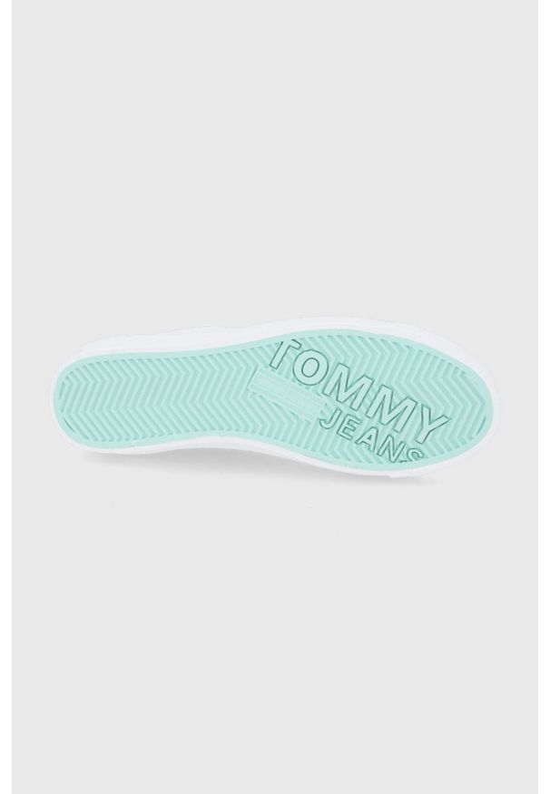 Tommy Jeans buty skórzane kolor biały. Nosek buta: okrągły. Zapięcie: sznurówki. Kolor: biały. Materiał: skóra