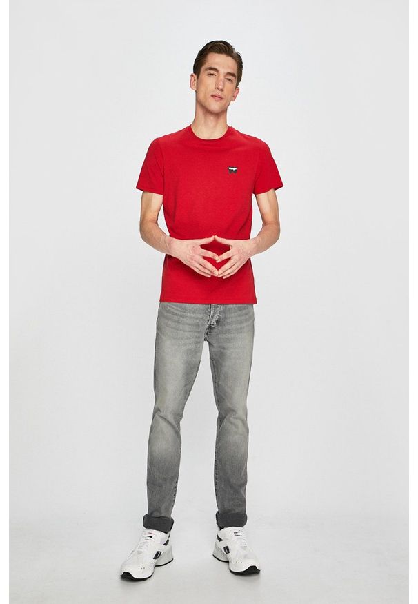 Wrangler - T-shirt. Okazja: na co dzień. Kolor: czerwony. Materiał: dzianina. Styl: casual