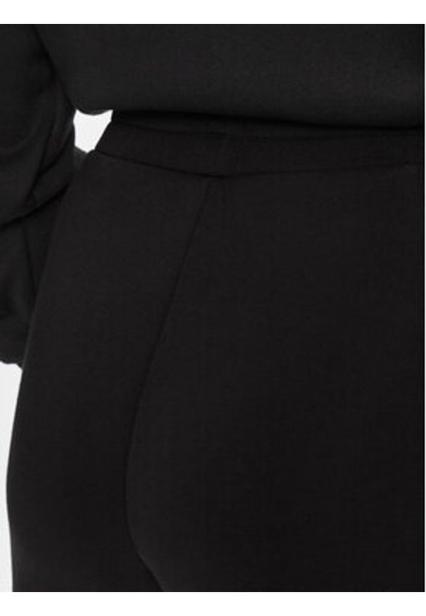 Guess Szorty sportowe Elly V2YD10 K7UW2 Czarny Relaxed Fit. Kolor: czarny. Materiał: wiskoza