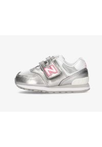 Buty na co dzień Dziecięce New Balance 500 na rzepy. Okazja: na co dzień. Zapięcie: rzepy. Kolor: szary. Sport: turystyka piesza