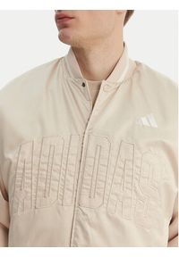 Adidas - adidas Kurtka bomber Stadium KE6211 Beżowy Loose Fit. Kolor: beżowy. Materiał: syntetyk #4