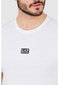 EA7 Emporio Armani - EA7 Biały t-shirt męski z naszywką z logo, Rozmiar XXL. Kolor: biały. Wzór: aplikacja #4