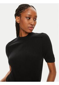Calvin Klein Sweter K20K207206 Czarny Regular Fit. Kolor: czarny. Materiał: wełna #4