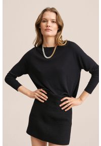 mango - Mango sweter Lucca2 damski kolor czarny lekki. Okazja: na co dzień. Kolor: czarny. Materiał: włókno. Długość rękawa: długi rękaw. Długość: długie. Styl: casual
