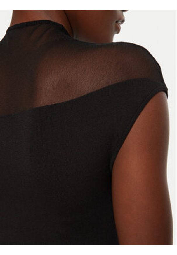 Calvin Klein Sukienka codzienna K20K207919 Czarny Regular Fit. Okazja: na co dzień. Kolor: czarny. Materiał: wiskoza, syntetyk. Typ sukienki: proste. Styl: casual