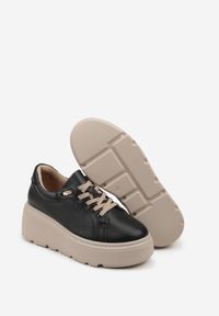 Born2be - Czarne Skórzane Półbuty na Grubej Podeszwie Esmeia. Okazja: na co dzień. Kolor: czarny. Materiał: skóra. Styl: casual #4