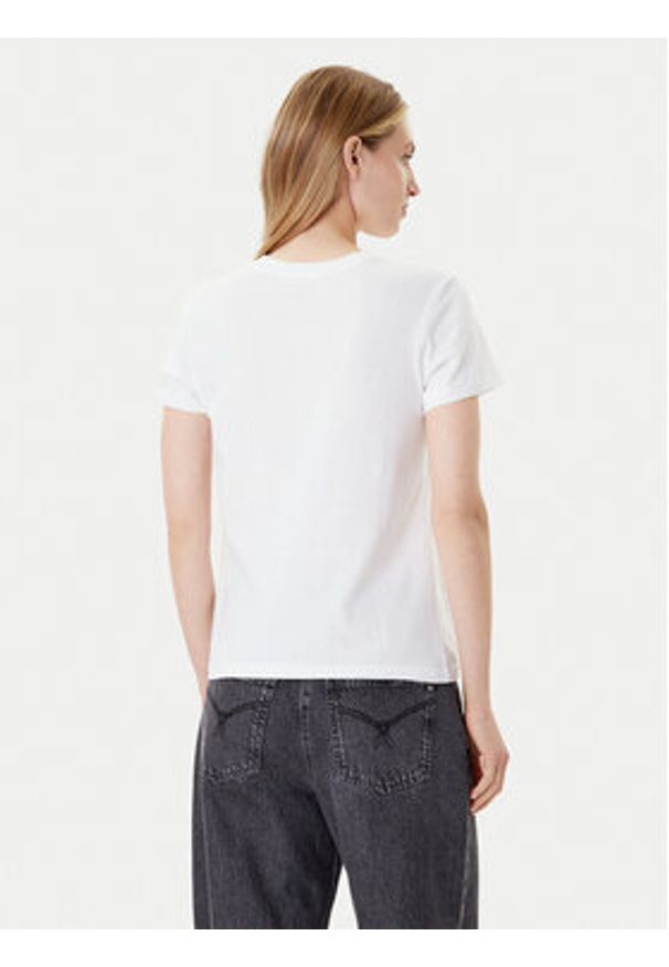 Vans T-Shirt Wm Flying V Crew Tee VN0A3UP4 Biały Regular Fit. Kolor: biały. Materiał: bawełna