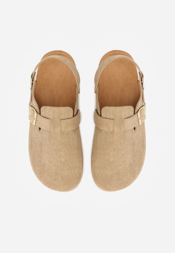 Renee - Ciemnobeżowe Sandały Typu Chodaki z Klamrami Silvermore. Okazja: na co dzień. Zapięcie: klamry. Kolor: beżowy. Materiał: skóra, jeans. Styl: casual, street