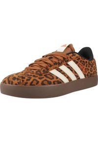 Adidas - Buty ADIDAS VL COURT 3.0 Nadruk zwierzęcy. Kolor: wielokolorowy. Materiał: skóra, tkanina. Wzór: motyw zwierzęcy, nadruk #1