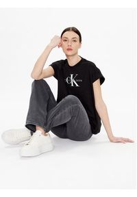 Calvin Klein Jeans T-Shirt J20J220717 Czarny Relaxed Fit. Kolor: czarny. Materiał: bawełna
