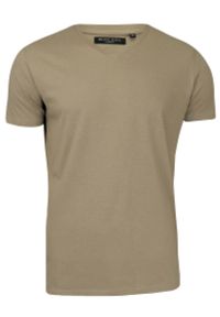 Beżowa Męska Koszulka (T-shirt) - Brave Soul - V-Neck. Okazja: na co dzień. Kolor: brązowy, wielokolorowy, beżowy. Materiał: bawełna. Styl: casual #1