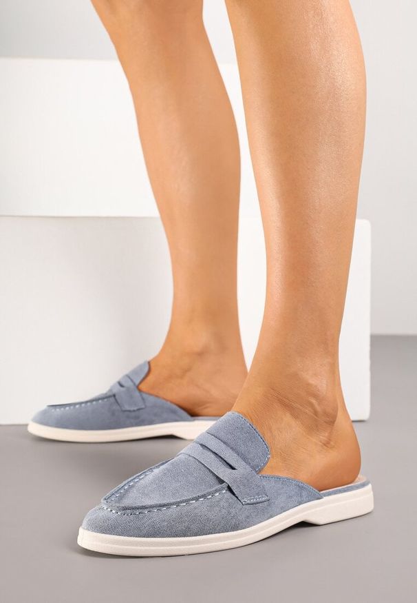 Born2be - Niebieskie Klapki Typu Mule z Przeszyciami Firavone. Okazja: na co dzień. Kolor: niebieski. Materiał: jeans. Sezon: lato. Obcas: na obcasie. Styl: elegancki, casual. Wysokość obcasa: niski