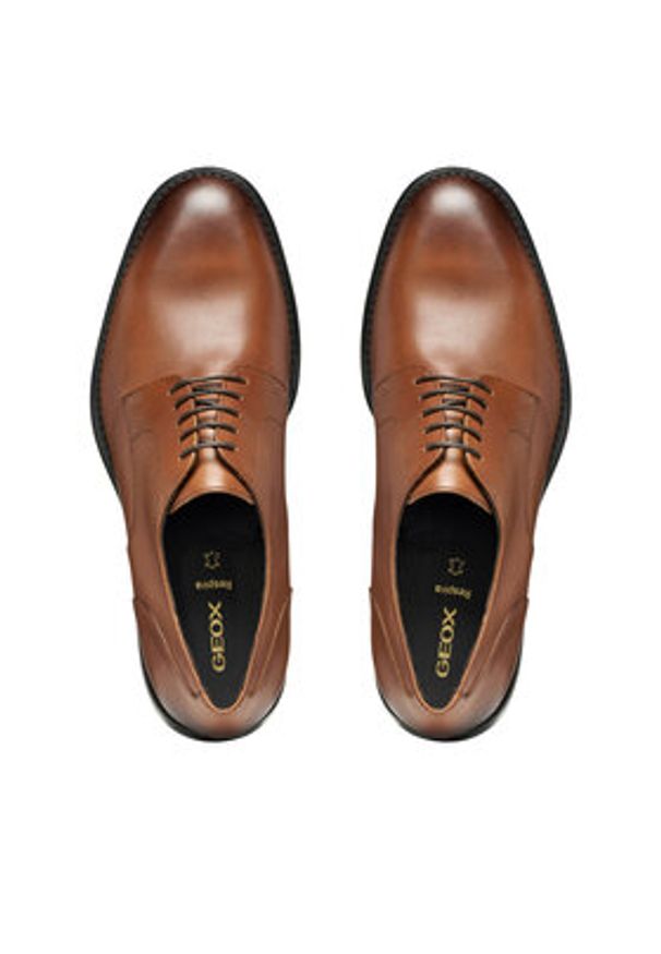 Geox Półbuty U Barberigo U56MBC 00043 C6610 Brązowy. Kolor: brązowy. Materiał: skóra