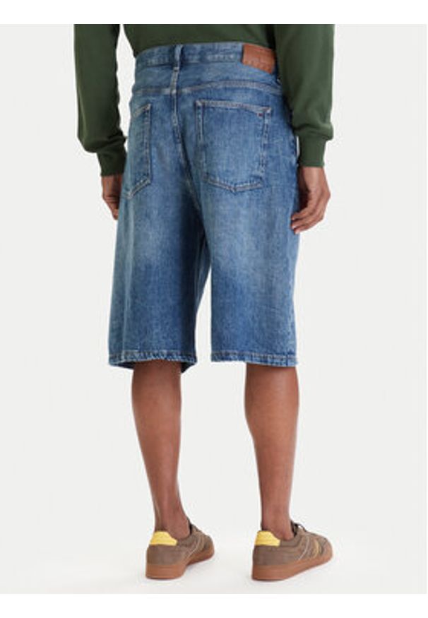 Tommy Jeans Szorty jeansowe Theo DM0DM22992 Niebieski Loose Fit. Kolor: niebieski. Materiał: bawełna