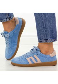 Niebieskie skórzane półbuty damskie Filippo Dp7549/26. Okazja: na spacer, na co dzień. Kolor: niebieski. Materiał: skóra, nubuk. Szerokość cholewki: normalna. Sezon: wiosna, jesień, lato. Obcas: na płaskiej podeszwie. Styl: casual, elegancki, klasyczny #1