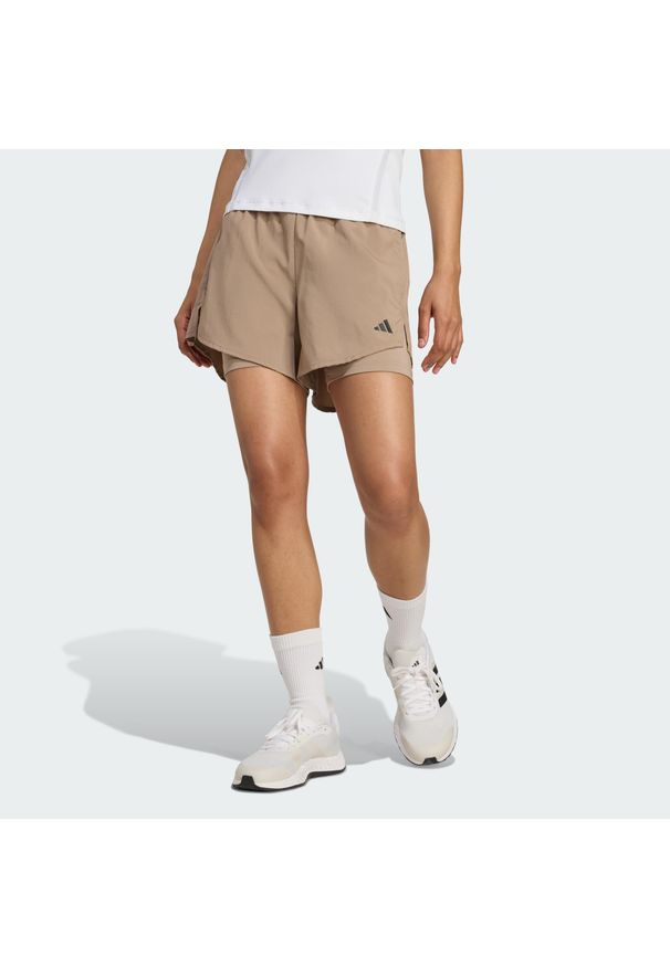 Adidas - AEROREADY Made for Training Minimal Two-in-One Shorts. Kolor: wielokolorowy, brązowy, czarny. Materiał: materiał. Sport: fitness