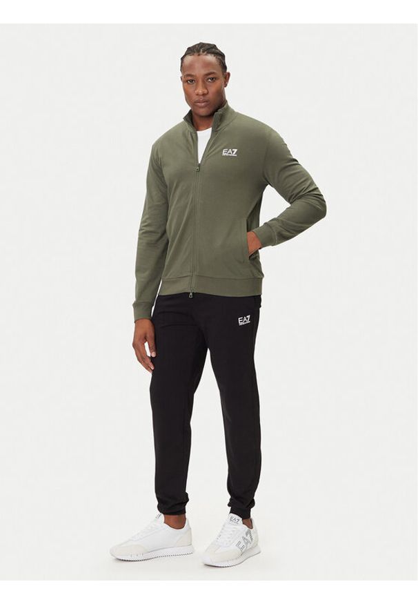 EA7 Emporio Armani Dres 8NPV60 PJVRZ M7059 Zielony Regular Fit. Kolor: zielony. Materiał: bawełna