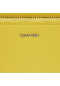 Calvin Klein Torebka Ck Must Camera Bag K60K611927 Żółty. Kolor: żółty. Materiał: skórzane