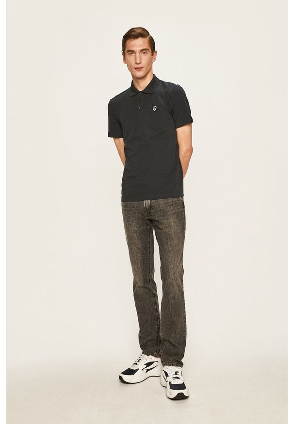 EA7 Emporio Armani - Polo. Okazja: na co dzień. Typ kołnierza: polo. Kolor: niebieski. Materiał: dzianina. Długość: krótkie. Wzór: gładki. Styl: casual