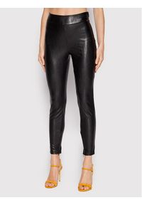 Guess Spodnie z imitacji skóry W2YB16 WEPI0 Czarny Slim Fit. Kolor: czarny. Materiał: syntetyk