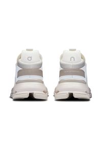 On - ON CLOUDNOVA 2 Ice | Sand Sneakersy damskie. Okazja: na co dzień. Kolor: biały. Materiał: materiał. Szerokość cholewki: normalna. Sport: bieganie #2