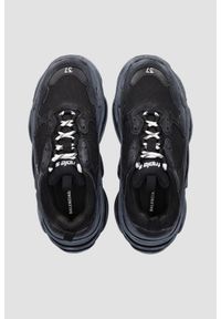 Balenciaga - BALENCIAGA Czarne sneakersy TRIPLE S. Kolor: czarny