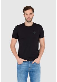 EA7 Emporio Armani - EA7 Czarna koszulka męska z naszywką z logo. Kolor: czarny. Wzór: aplikacja #1
