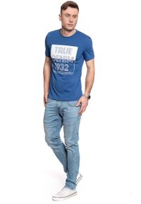 Mustang - MĘSKI T-SHIRT MUSTANG Alex C Print 1009006 5235. Wzór: nadruk #3