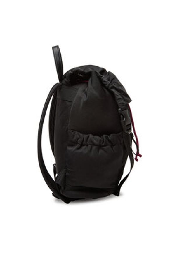 Blauer Plecak S5CONNY02/CUR Czarny. Kolor: czarny. Materiał: materiał
