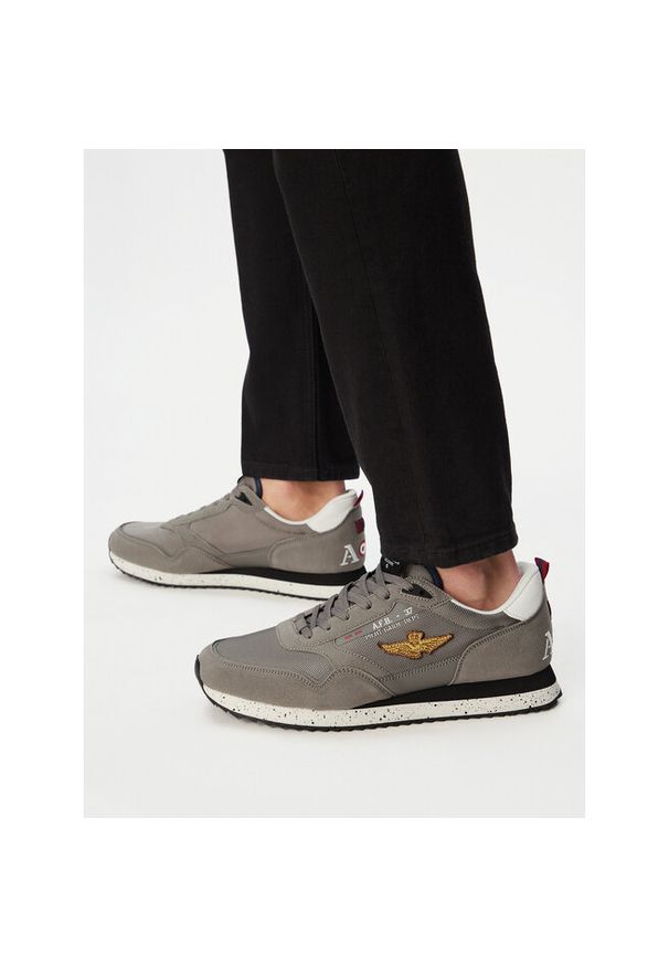 Sneakersy Aeronautica Militare. Kolor: szary